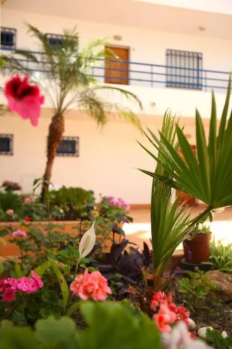 Atlantic Pearl By The Sea - Quarteira Apartment 0*,